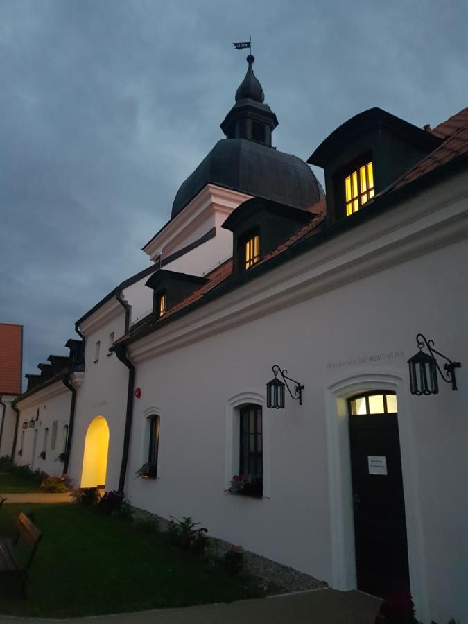 Pokamedulski Klasztor W Wigrach Wigry Extérieur photo