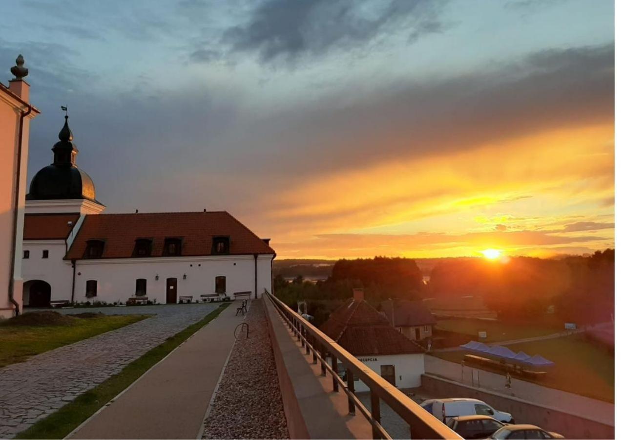 Pokamedulski Klasztor W Wigrach Wigry Extérieur photo
